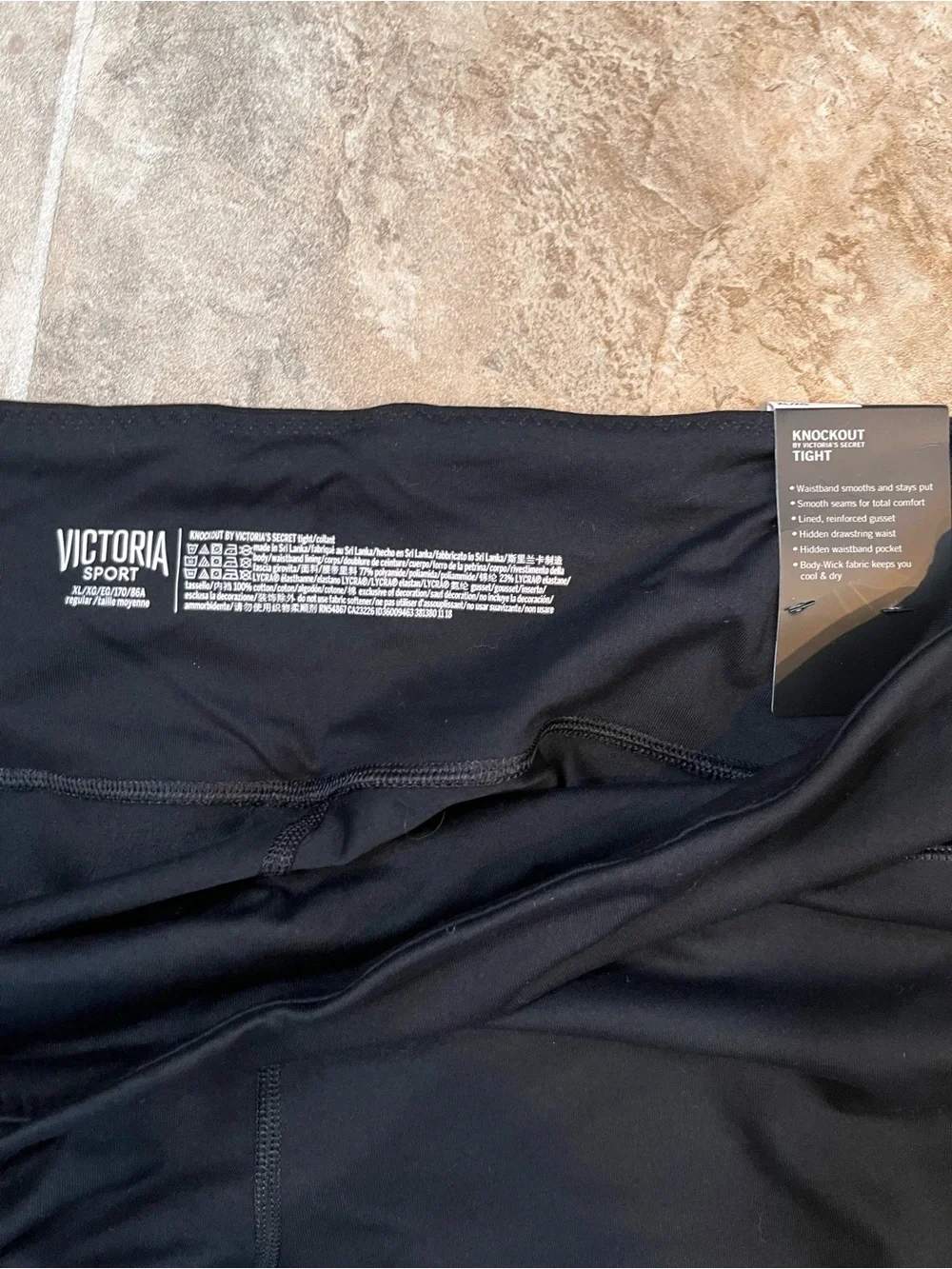 Black High-Waist Athletic Leggings - Picture 2 of 3